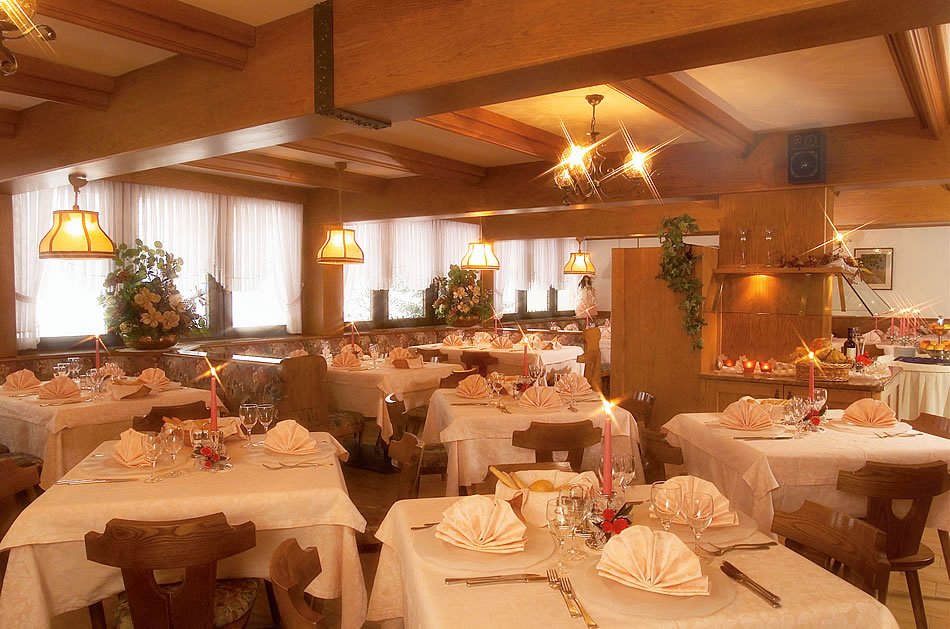 Hotel Garden Mezzana – Marilleva 900