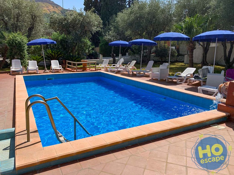 villa-al-parco-piscina-scoperta-1