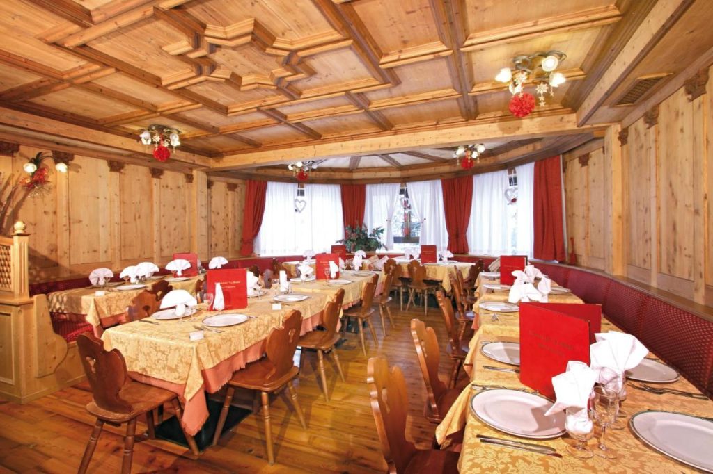 Family Hotel Il Caminetto Canazei